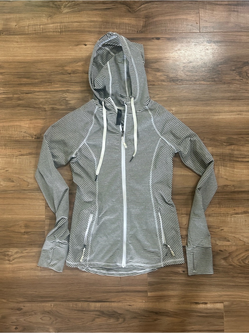 Kyodan Striped Hooded Zip-Up Jacket - White and Black